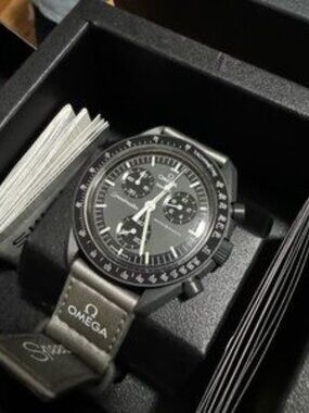 Swatch/Omega collaboration Moon watch, Mercury